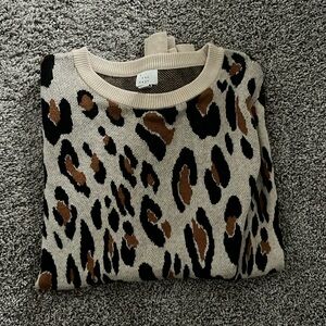 Cheetah print sweater size XS